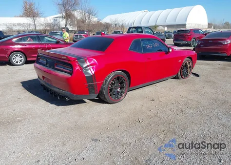 2015 Dodge Challenger Srt 392 from USA, damaged, VIN 2C3CDZDJ8FH747542